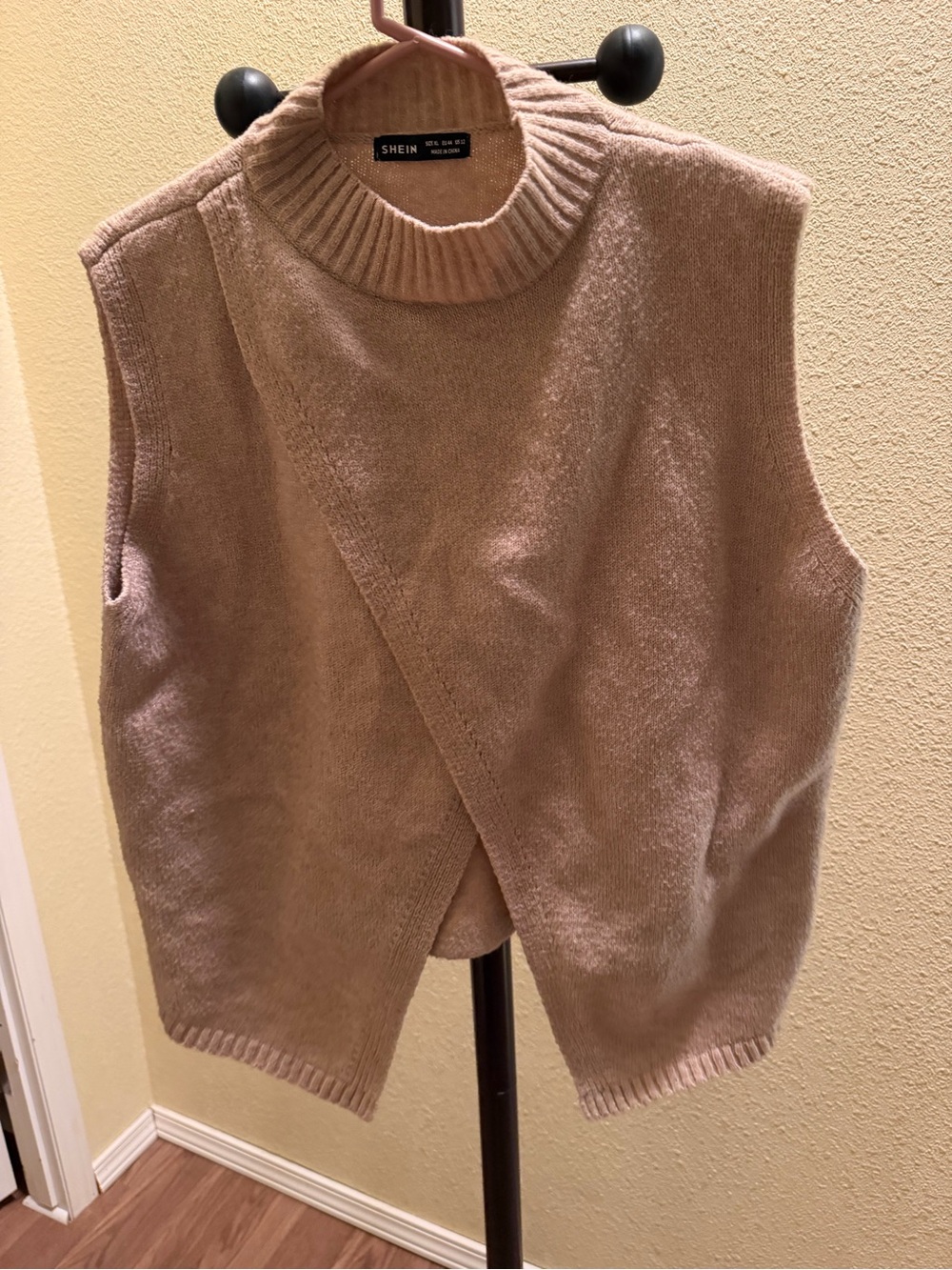 SHEIN Taupe Crossover Sleeveless Knit Turtleneck Vest